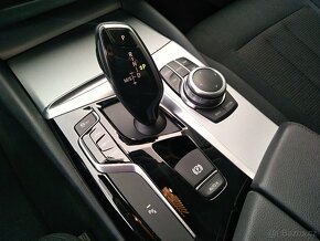 BMW 530D 3,0 Touring Automat 265HP odpočet DPH - 17