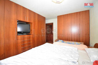 Prodej rodinného domu s výrobní dílnou, 1200 m², Spálov - 17