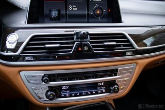 BMW Rad 7 750Li xDrive A/T 2018 - 17