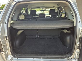 Suzuki Grand Vitara,1.9DDiS,95KW,4x4,KEYLESS,VÝHŘEV,9/2010 - 17