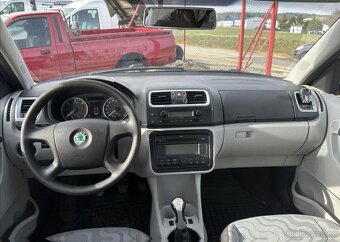 Škoda Roomster 1,4 TDI DIGIKLIMA SERVISKA nafta manuál 51 kw - 17