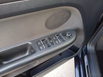 1.majitel..Volkswagen Golf Plus  kamera - 17