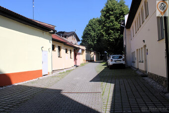 Příležitost pro Vaše podnikání - atraktivní komerční prostor - 17