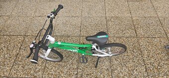 WOOM 3 (16") + stojánek + helma na kolo (zelená barva) - 17