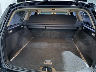 Volvo V70 2,0 D R-DESIGN TAŽNÉ ČIDLA - 17