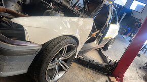 E36 sedan Drift závody do vrchu - 17