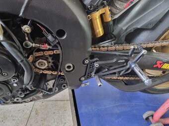 Yamaha r1 okruhovka - 17