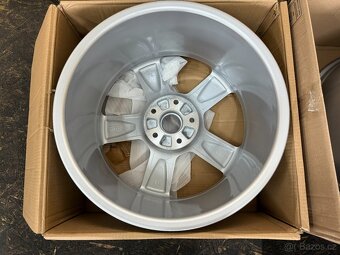 ORIGINÁL ALU KOLA AUDI Q7 4L 4L0601025H 5x130 ET60 9Jx20H2 - 17