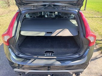 Volvo V60, 2.4 D6 158 kW R-DESING - 17