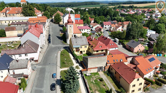 Rodinný dům se stodolou a uzavřeným dvorem a zahradou, Poběž - 17