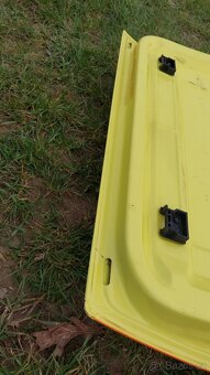 MERCEDES SPRINTER 903 – DVEŘE PRAVÉ PŘEDNÍ - 17