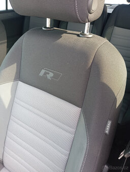 VW Touran RLINE  2.0CR DSG matrix,acc,kamera,tažné atd - 17