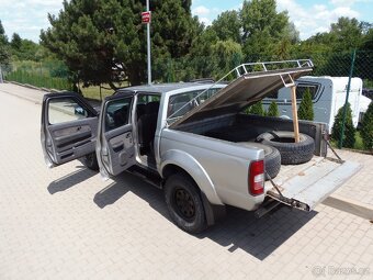Nissan Navara 2.5 TD 4x4 nová STK tažné 3t - 17