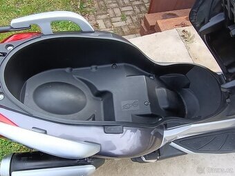 Yamaha X-max 250 - 17