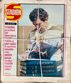 KOMPLETNÍ časopisy STADION od r. 1972 - 1989 - 17