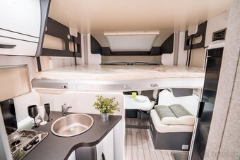 Zapůjčení obytného vozu Forster 745 EB, 4 osoby,NEOMEZENÉ KM - 17