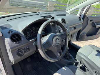 Volkswagen Caddy Maxi 2,0 TDi 81kW 2x šoupačky Webasto 4x4 - 17