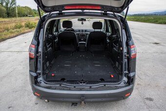Ford S-Max 1.6 TDCi 85kw Titanum 7-Miestny - 17