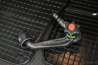 Volkswagen Golf, 1.6 MPI 75kW TAŽNÉ, 1.MAJITEL - 17