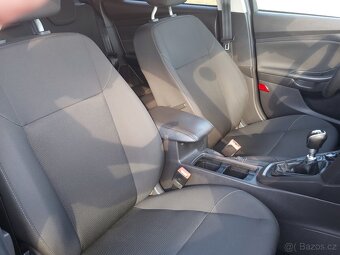Ford Focus 1.5 TDCi, 2015, pěkný stav - 17