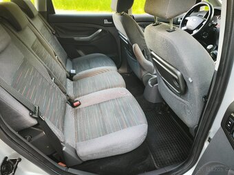 Ford C-MAX 1.6 benzín, rok výroby 2007 - 17