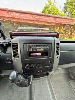 Mercedes-Benz / Sprinter 211CDI / 9míst / 2.2CDI / 6kvalt - 17