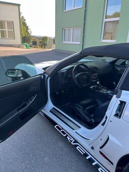 Chevrolet Corvette C6 - 17