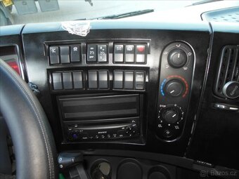 Renault Premium 440.19 DXi - 17