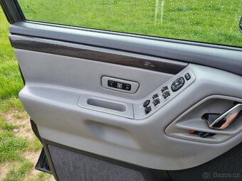 Grand Cherokee Overland Black Pearl Series 2.7CRD - 17