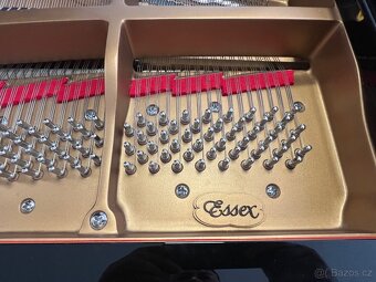 Klavír ESSEX mod EGP 173 Steinway & Sons se zárukou 5 let. - 17