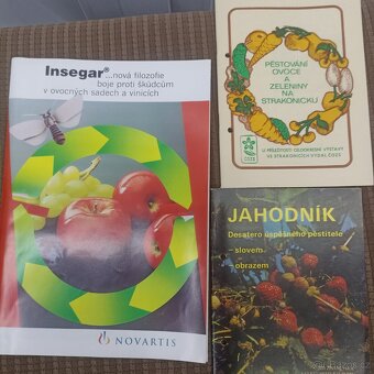 Retro knihy a časopisy - 17