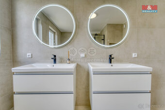 Prodej rodinného domu, 340 m², Popovičky, ul. Na Skalce - 17