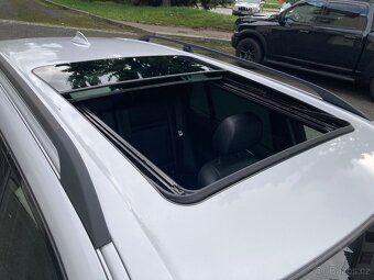 BMW X5 E70 3.0d 173kW Xdrive Sport ČR Tažné STK - 17