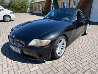 BMW Z4 3.0i MANUÁL 170kw el.střecha Xenon - 17