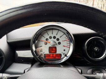 Mini Cooper R56 1.6i 88KW, velká výbava, 2009, 147.339KM - 17