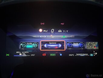 Mercedes-Benz EQE 350+ - 17