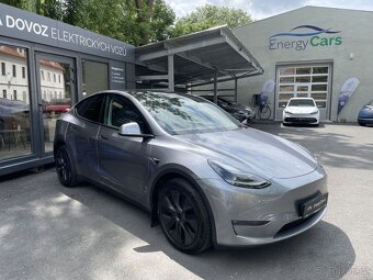 Tesla Y Long Range 4WD 12/2024 - 17