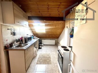 Rodinný dům (užitná plocha 180 m2) se zahradou 200 m2 - Tach - 17