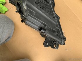 svetlo skoda superb 3 III lift svetla xenony - 17