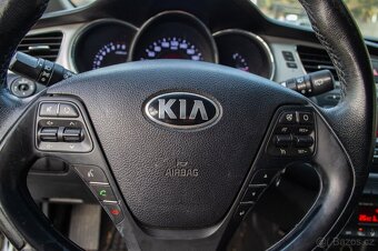 Kia Ceed SW 1.6 GDI - 17