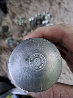 Cinove poharky - 17