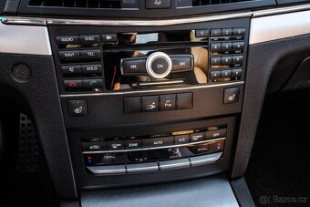 Mercedes-Benz E trieda Kupé 350 CDI Blue - 17