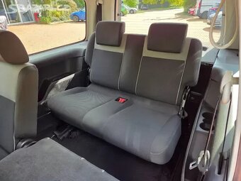 Caddy Maxi 7.míst,tažné,serviska,bez koroze,klima - 17