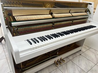 Bílé akustické pianino Yamaha se zárukou 5 let, doprava - 17