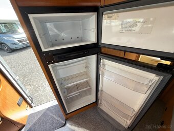 Obytné auto Laika Ecovip, 2x klimatizace, držák na 4 kola - 17