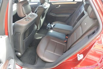 PRODÁM Mercedes-Benz E 350D BlueTEC 4Matic Avantgarde - 17