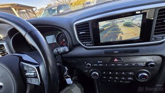 KIA SPORTAGE 1.6CRDi VISION 4WD 1MAJITEL   ODP. DPH - 17