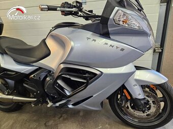 Triumph Trophy 1200 SE - ABS - Kufry - 17