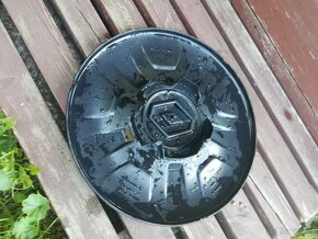 Středový kryt kola Renault, prumer 28 cm - 17