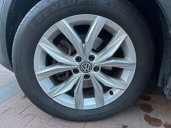 Volkswagen Tiguan Allspace (7-mistne, tazne, panorama) - 17